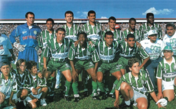 Pelas redes sociais, Palmeiras lembra goleada com hat-trick de Rivaldo no Paulistão de 1996