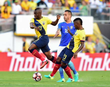 Arbitragem salva Seleção e Alisson de mico na estreia contra o Equador