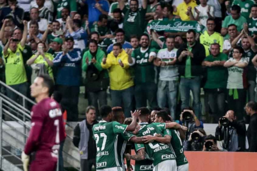 Em que posição estavam os últimos campeões brasileiros após 14 jogos?
