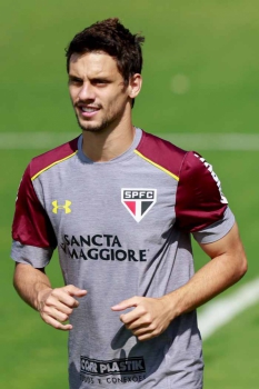 Treino São Paulo - Rodrigo Caio no CT da Barra Funda