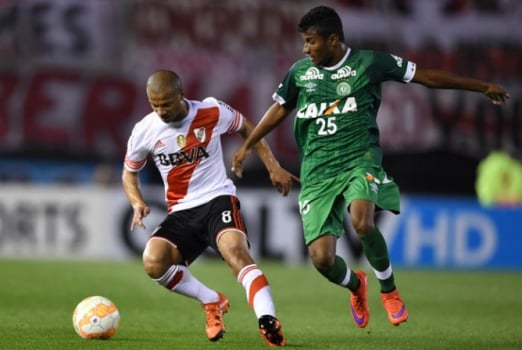 Maranhão pela Chaoecoense contra o River Plaite