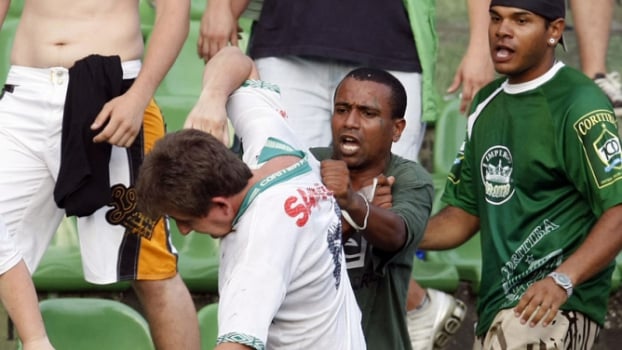 Confusão no jogo Coritiba x Fluminense em 2009