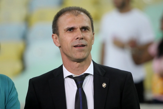 Milton Mendes