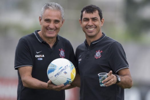 [ENQUETE] Carille tem potencial para igualar o tamanho de Tite no Corinthians?