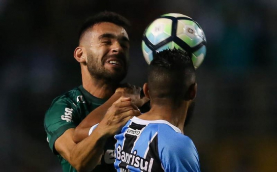 Lino lamenta ver Palmeiras e Grêmio com times mistos: Um jogo horroroso