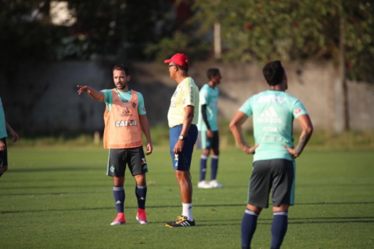Sob o comando de Jayme, Flamengo encara amistoso contra o Palestino