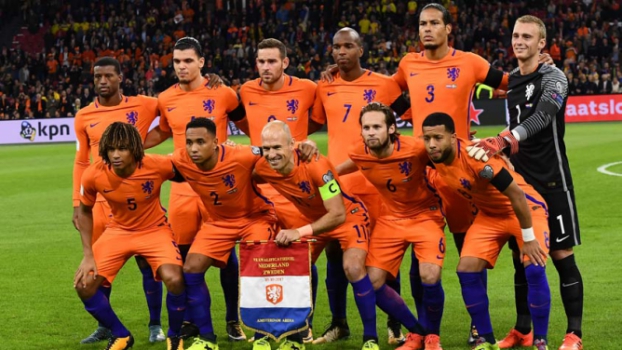 Robben Anuncia Aposentadoria Da Selecao Holandesa Apos Eliminacao Lance