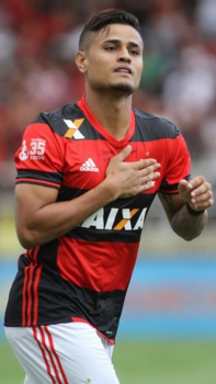 Everton, do Flamengo, é o jogador TIM 4G da rodada