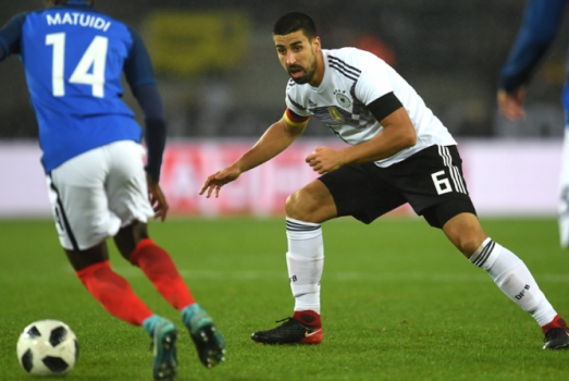 Alemanha e França fizeram um bom jogo cheio de lances de emoção. No fim, o empate por 2 a 2 fez justiça