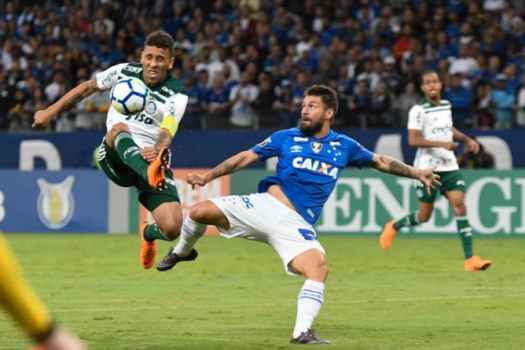 MONTE SUA ESCALAÇÃO - Como você entraria contra o Palmeiras?
