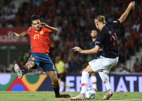Virou Passeio Espanha Da Show E Goleia Croacia Pela Liga Das Nacoes Lance