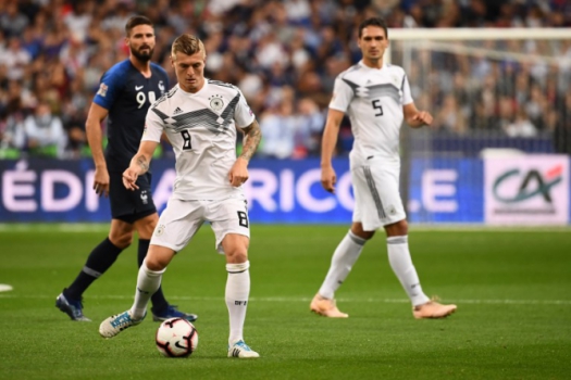 Griezmann Brilha Franca Vence E Tira A Alemanha Da Liga Das Nacoes Lance