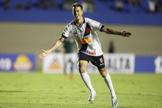 Goiás x Vasco - Marcos Jr.