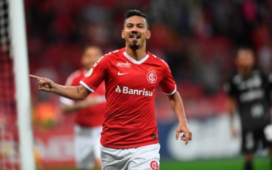 Internacional x Botafogo - Gol Lindoso