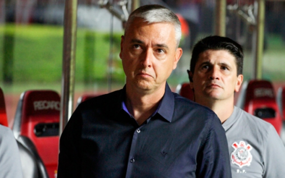 Tiago Nunes avalia desempenho do Timão e elogia nível do clássico: 