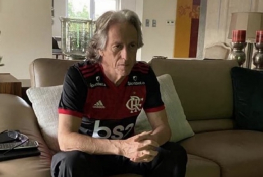 Sem trabalhar com prazos, Flamengo mantém pés no acelerador por Jesus