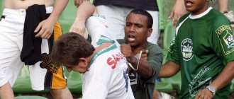 Confusão no jogo Coritiba x Fluminense em 2009