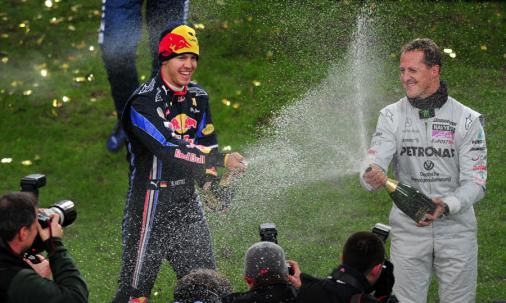 Michael Schumacher entre a vida e a morte. Veja imagens de sua carreira