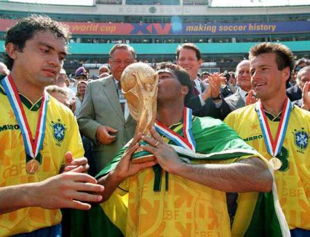 Romário relembra carreira e revela: 'Eu jamais teria sido chamado para a Copa do Mundo de 1994'