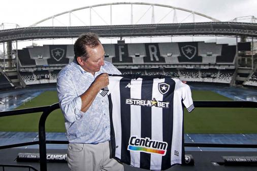 Botafogo 'Moneyball': com novas pessoas, clube 'se choca' no mercado na busca por jogadores
