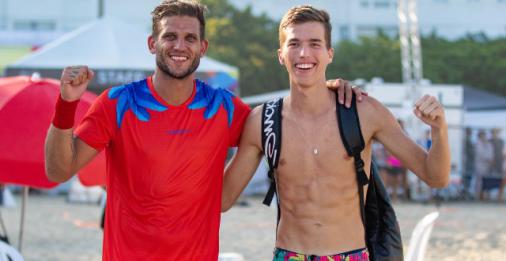 Rafael Moura, el He-Man del fútbol, ​​rompe la clasificación y juega, en el Follow the Beach de Copacabana, su 1er torneo profesional