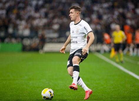 Vasco agrees to hire Corinthians’ left-back