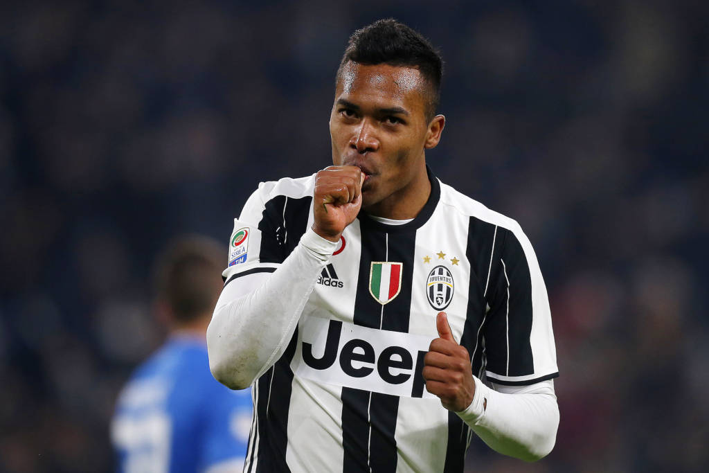 Alex Sandro - lateral-esquerdo - 2015/2020 - 190 jogos e 10 gols - Clubes no Brasil: Athletico Paranaense e Santos