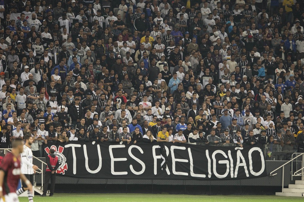 2º lugar - Corinthians: 32.476.138 torcedores