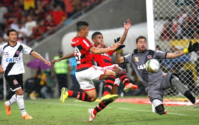 O volante Márcio Araújo foi contestado por parte da torcida durante sua passagem, porém o jogador nascido em São Luís no Maranhão foi um dos que mais vestiu a camisa do clube neste período recente, ultrapassando a marca de 200 jogos.