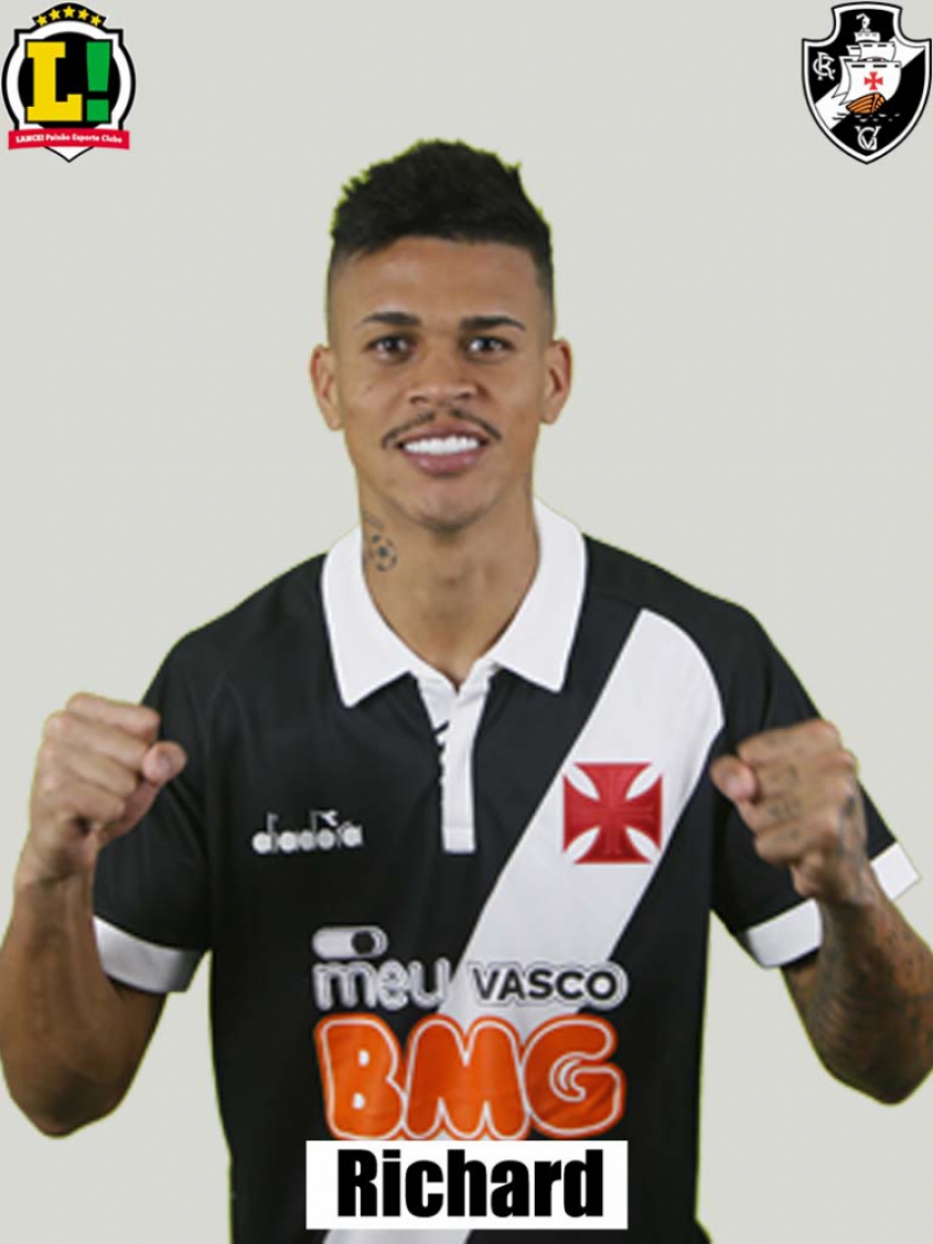 Richard - 6,0 - Deu dois combates importantes logo antes da jogada que gerou o gol do Vasco, no primeiro tempo, e foi um leão na proteção da zaga, com cortes decisivos.