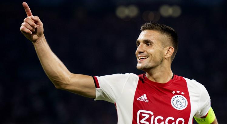 Ajax: Dusan Tadic (32 anos) - Posição: meia - Valor de mercado: 18 milhões de euros.