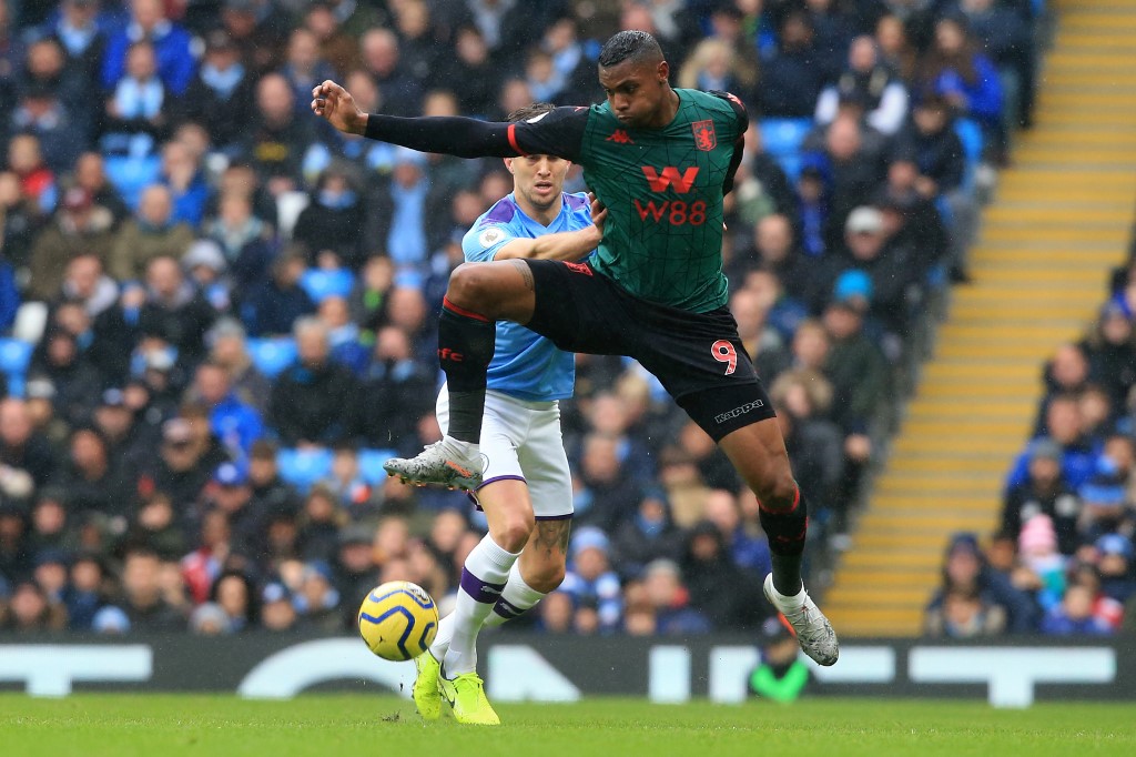 Wesley - Ao chegar no Aston Villa, tinha a missão de ser o homem gol do time, Wesley mas não correspondeu e virou reserva. Apesar do alto valor, poderia ser emprestado para algum clube brasileiro ou até ser contratado por um valor menor.