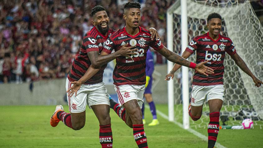 13º - 60.965 pagantes - Flamengo 6 x 0 San José - Libertadores de 2019 (Maracanã) - Renda: R$ 2.543.038.