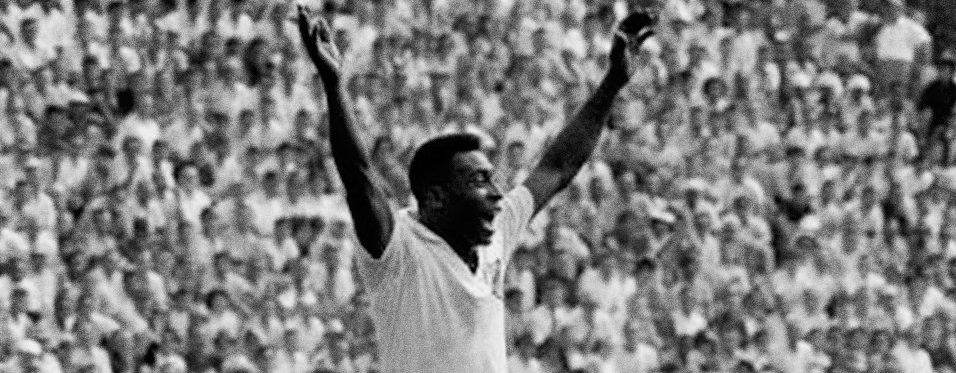 11/03/1961 - Flamengo 1 x 7 Santos - Gols do Santos: Pelé (3), Pepe (2), Coutinho e Dorval