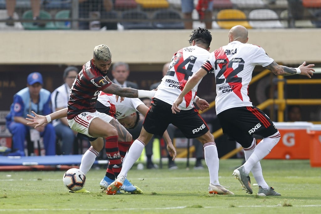 - O Flamengo entrou para a decisão sem nunca ter sido derrotado para o River em Libertadores. Com a final, agora, são cinco jogos, com três vitórias e dois empates.