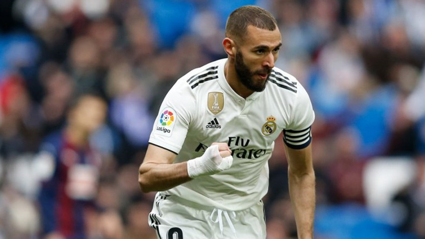 MORNO - Segundo a 'Le10sport', o PSG está interessado na contratação do atacante Karim Benzema, do Real Madrid. tem contrato com o Real Madrid até 2022, o que ode dificultar uma possível transferência.