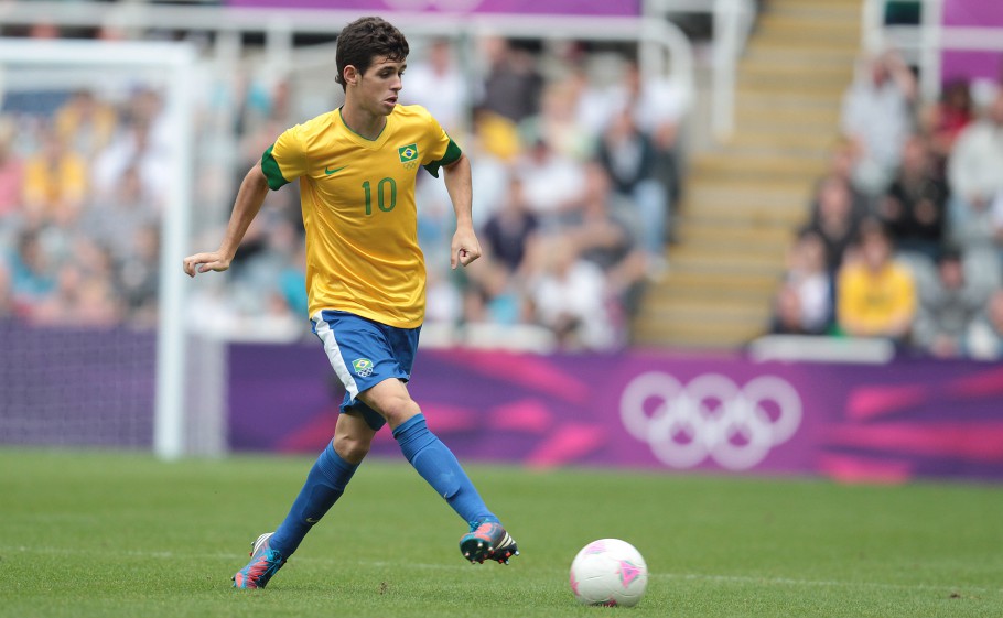 OSCAR (M) - O meia ex-Inter e São Paulo ainda defendeu o Chelsea por algumas temporadas. Mas, a partir de 2017, migrou para o Shangai SIPG.