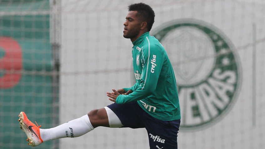 Dia do Mercado - FECHADO - O atacante Miguel Borja está oficialmente de volta ao Palmeiras. O Verdão fez o anúncio com um vídeo nas redes sociais, mostrando o atleta na Academia de Futebol vestindo o uniforme de treino do clube.