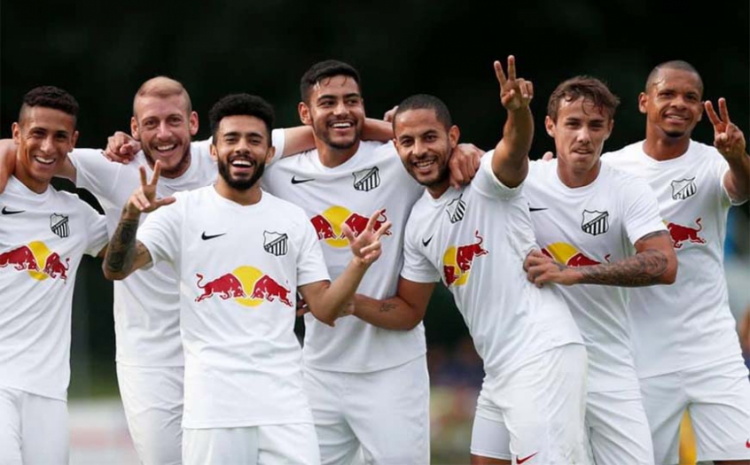 O Red Bull Bragantino é o clube que mais recebe de um patrocinador máster entre os clubes da Série A. A marca de bebidas energéticas Red Bull não é somente patrocinadora do time, mas gerencia a equipe fornecendo um aporte que neste ano é de R$ 200 milhões para a temporada.