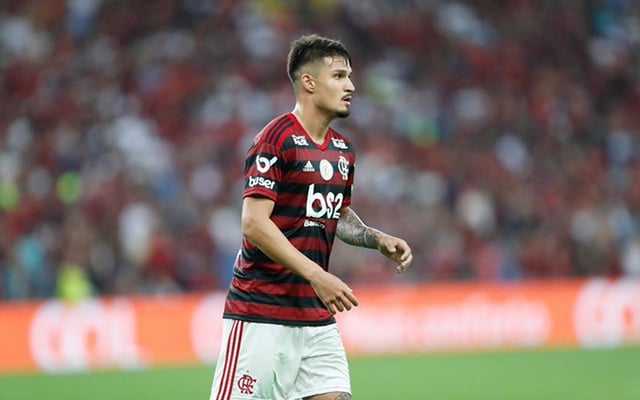 33 – Thuler, do Flamengo, soma 906 mil pessoas em seu Instagram.
