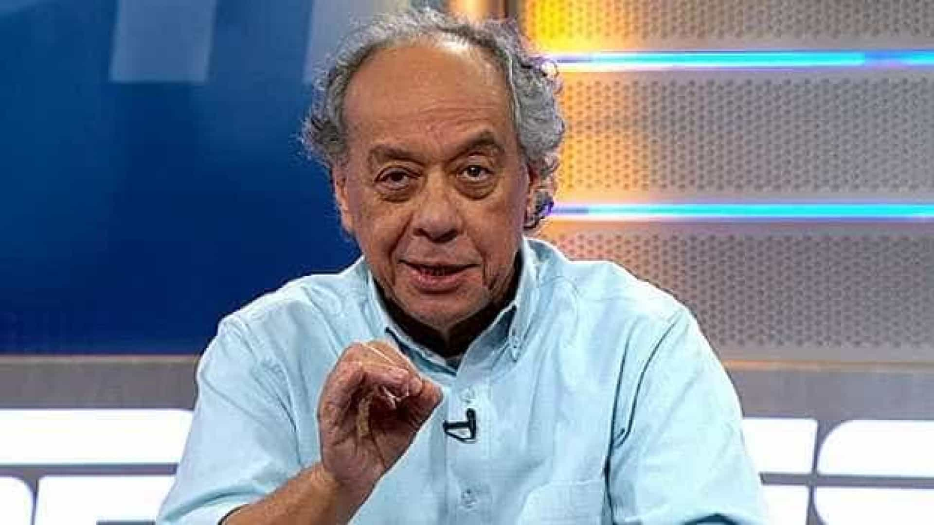 “Canalhas! A decisão de transferir a Copa América ao Brasil, um dos epicentros da pior pandemia em cem anos, é um escárnio e revela que autoridades - do futebol e da política - simplesmente não respeitam vidas, e nem mortes", afirmou José Trajano citando texto de Jamil Chade. 