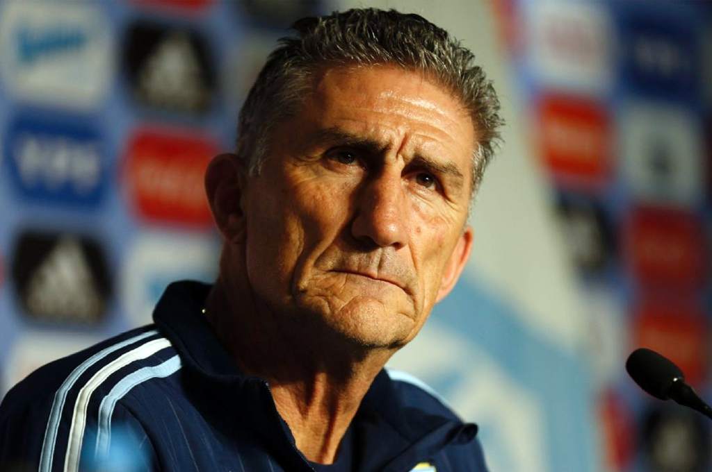 FECHADO - A carreira do técnico Edgardo Bauza chegou ao fim, segundo afirmou o representante do treinador, Gustavo Lescovich, em conversa com a TNT Sports da Argentina. O último trabalho do treinador foi no Rosario Central.