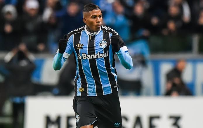 Jean Pyerre (Grêmio) - 21 anos - Valor da multa rescisória: R$ 688 milhões