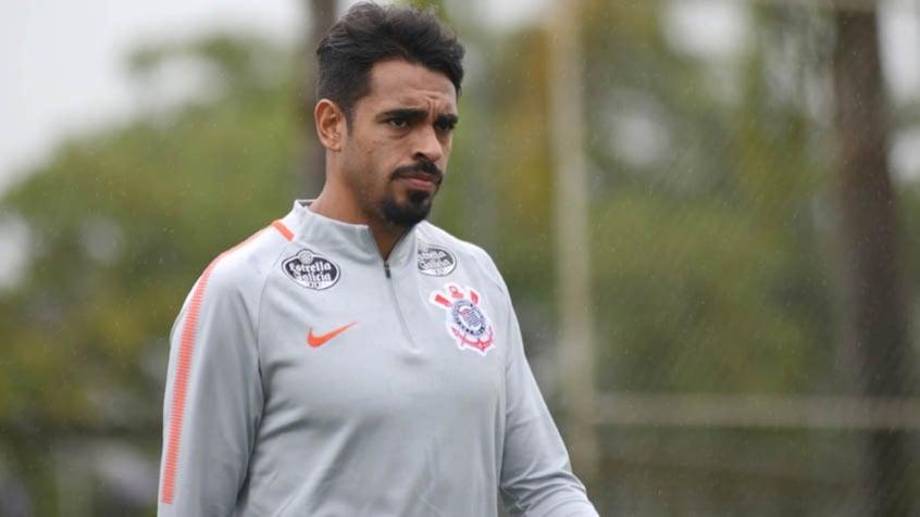 JÚNIOR DUTRA - Atacante - 34 anos - Londrina-PR (Campeonato Paranaense) - O atacante ex-Corinthians jogará o estadual de Santa Catarina pelo Figueirense em 2023. 