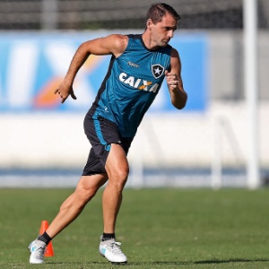 O argentino Walter Montillo iniciou sua carreira no San Lorenzo e, em 2010, chamou a atenção do futebol brasileiro ao ser destaque no Cruzeiro. No entanto, quando atuou no Santos, entre 2013 e 2014, não correspondeu às expectativas. O mesmo aconteceu no Botafogo, para onde foi em 2017: foram apenas 17 jogos e um gol, além de uma série de lesões.