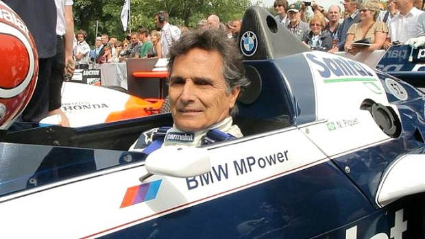 Nelson Piquet - No último dia 22 de abril, o ex-piloto fez duras críticas ao narrador. Em entrevista à jornalista Mariana Becker pelo Instagram, o tricampeão mundial disse que Galvão não entende p**** nenhuma de automobilismo, ao se referir aos comentários do narrador sobre a ultrapassagem feita no rival e compatriota Ayrton Senna no GP da Hungria de 1986. Piquet relembrou que o narrador, erroneamente, atribuiu a manobra a força de seu motor.  