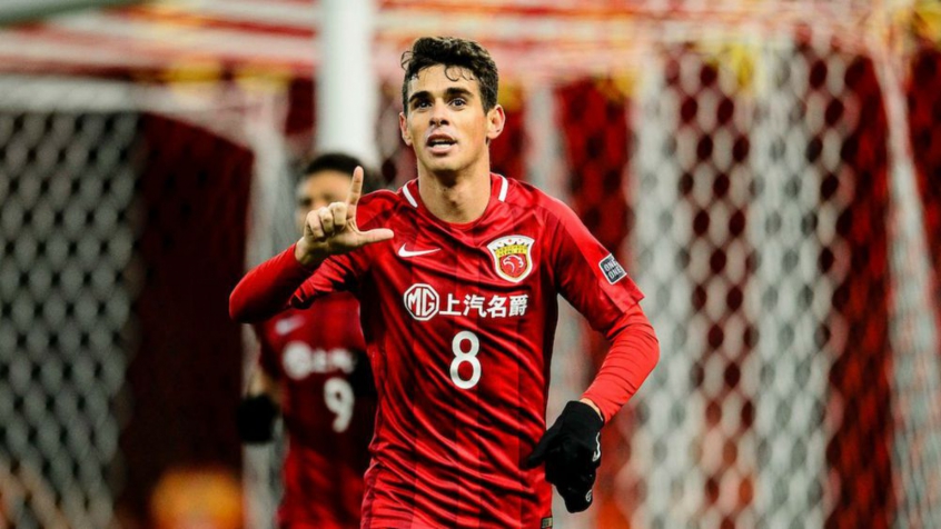 Oscar, meia de 28 anos, tem contrato com o Shanghai SIPG até o final de 2020. Ele recebe cerca de 104 milhões por temporada, algo em torno de 8 milhões de reais por mês.  