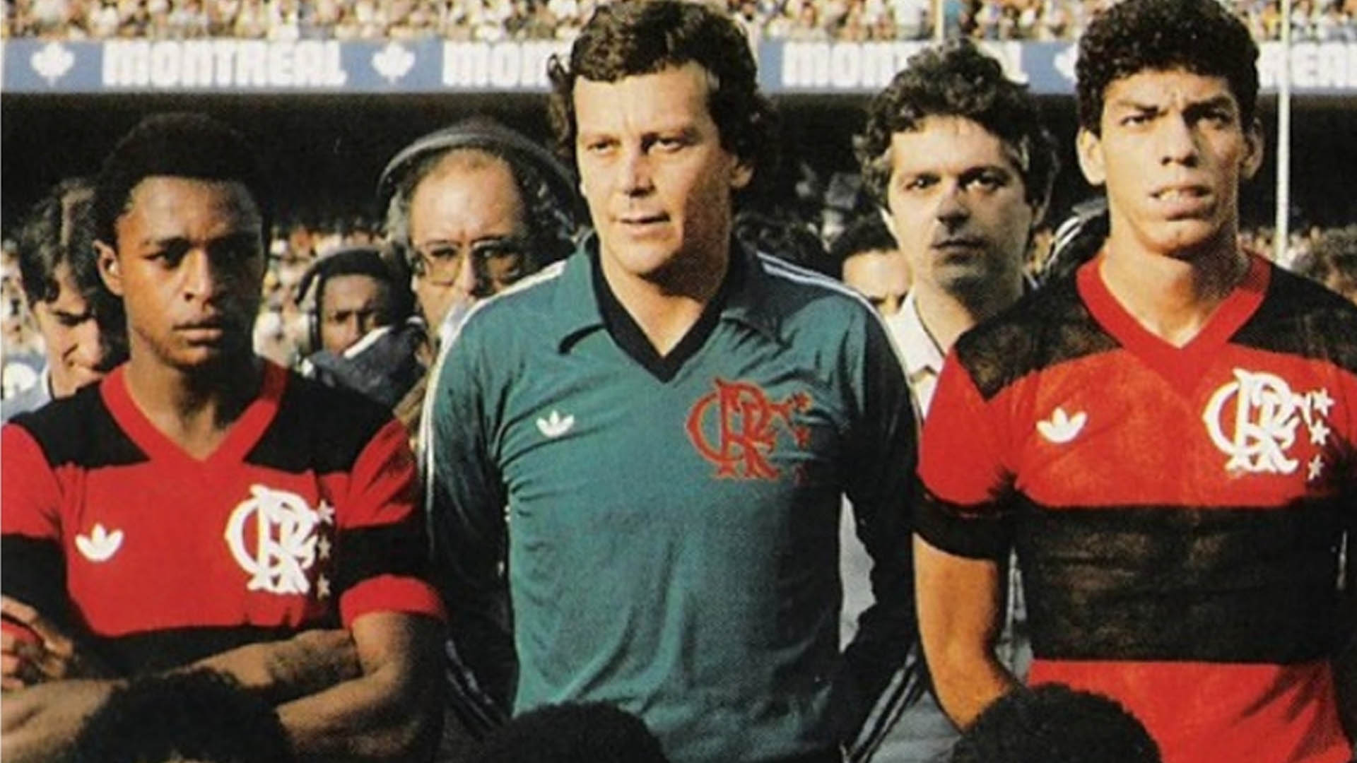 Raul Plassmann - Embora tivesse currículo invejável no Cruzeiro e Flamengo, Raul teve poucas chances na Seleção Brasileira. Fez apenas 17 partidas, entre 1975 e 1980. Ficou no páreo para disputar a Copa do Mundo de 1982, mas o então técnico Telê Santana optou por levar o trio de goleiros formado por Valdir Peres, Paulo Sérgio e Carlos para a Espanha. 