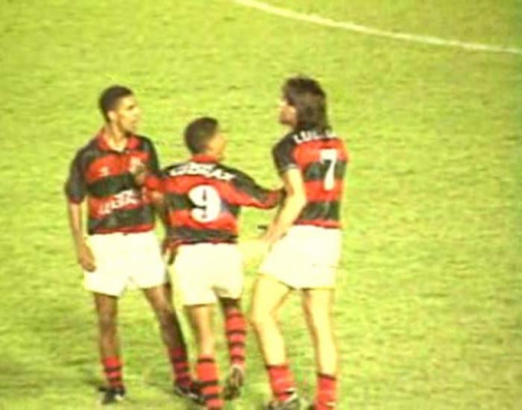 Flamengo 3 x 1 Palmeiras (24/07/1993): Grupo B do campeonato Brasileiro 