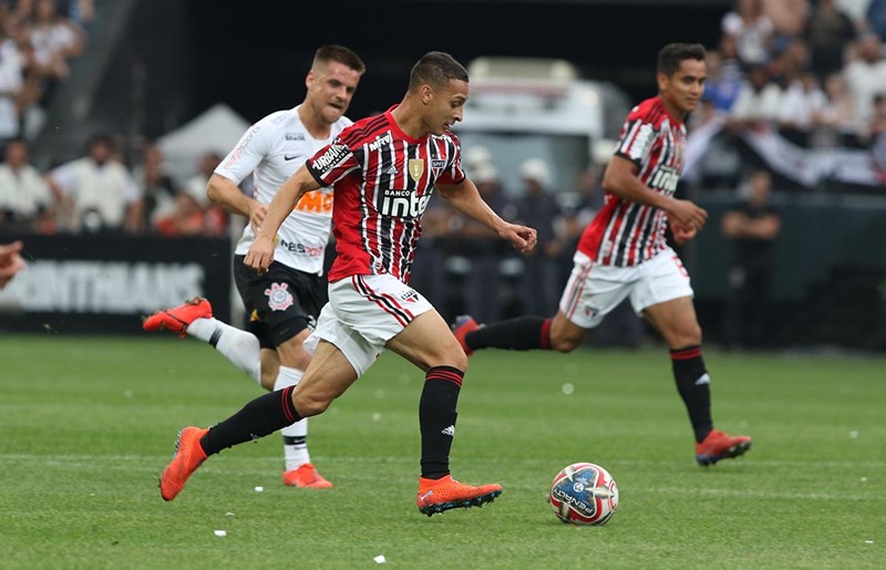 O Corinthians mais uma vez foi campeão em 2019. Depois de empatar por 0 a 0 no Morumbi, o São Paulo foi até Itaquera e perdeu por 2 a 1. Mais uma vez o título escorreu pelas mãos.